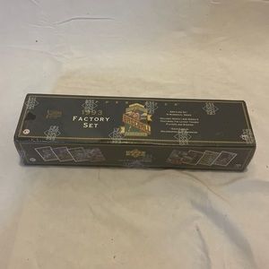 Upper deck 1993 factory set